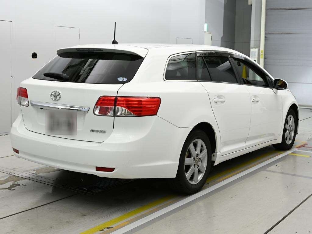 TOYOTA AVENSIS