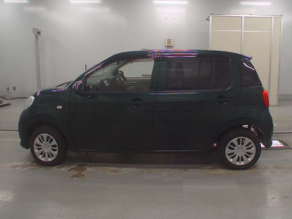 DAIHATSU BOON