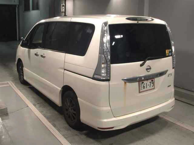NISSAN SERENA