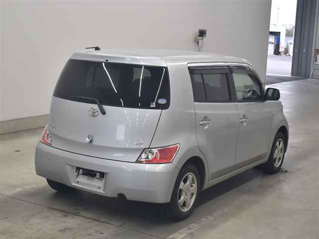 TOYOTA BB