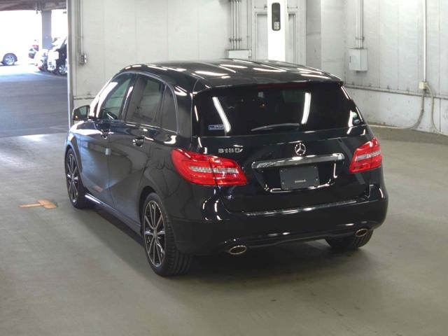 MERCEDES-BENZ B-CLASS