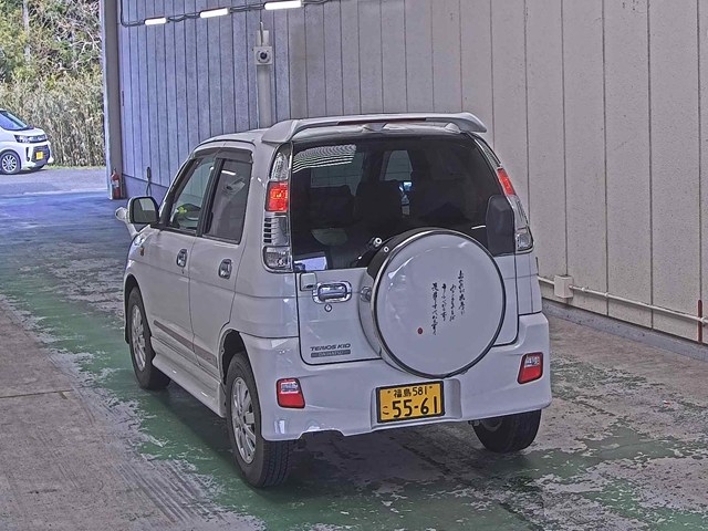 DAIHATSU TERIOS KID