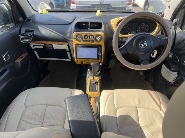 DAIHATSU TERIOS KID