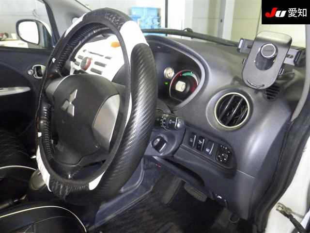 MITSUBISHI I-MIEV