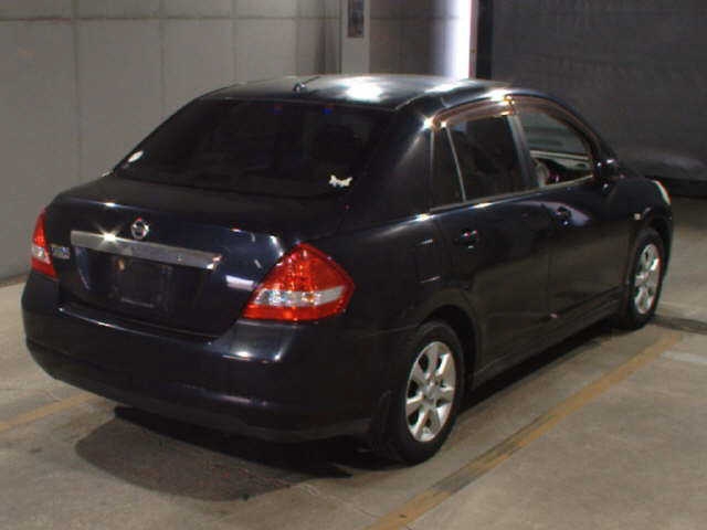 NISSAN TIIDA LATIO