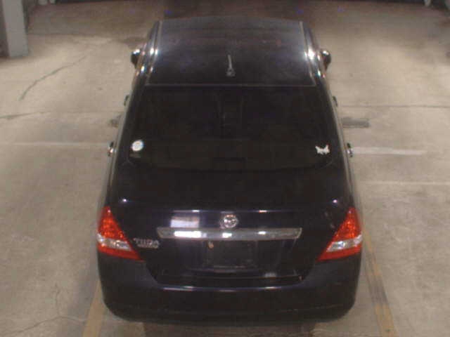 NISSAN TIIDA LATIO