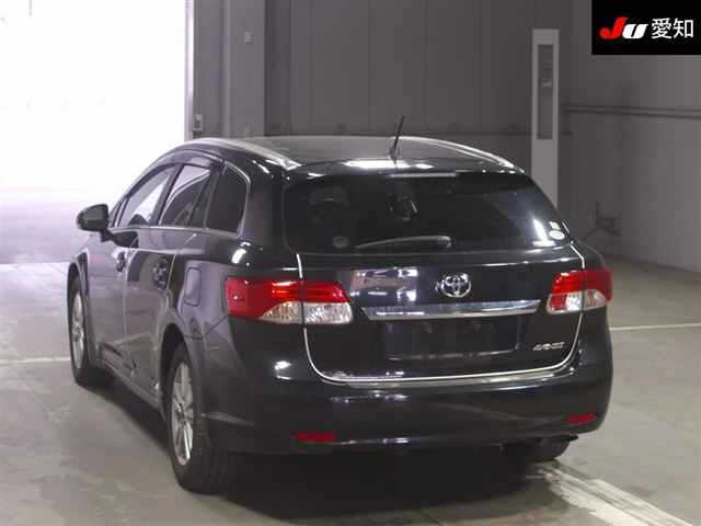 TOYOTA AVENSIS