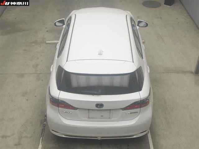 LEXUS CT200H