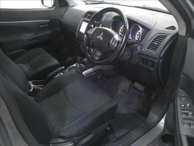 MITSUBISHI RVR