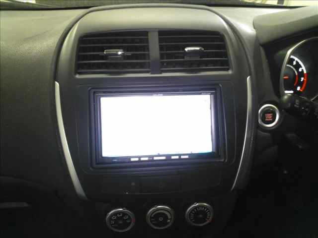 MITSUBISHI RVR
