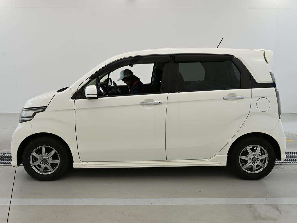 HONDA N-WGN