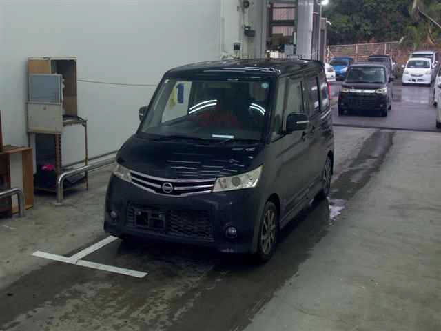 NISSAN ROOX
