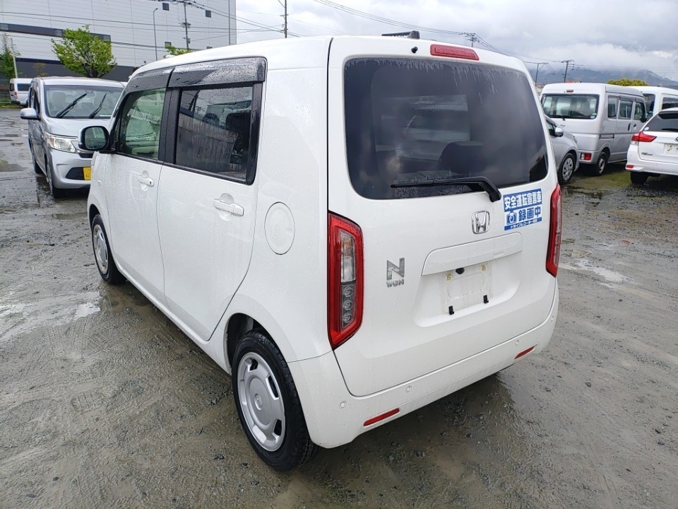 HONDA N-WGN
