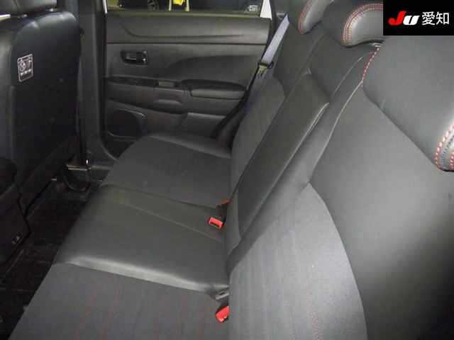 MITSUBISHI RVR
