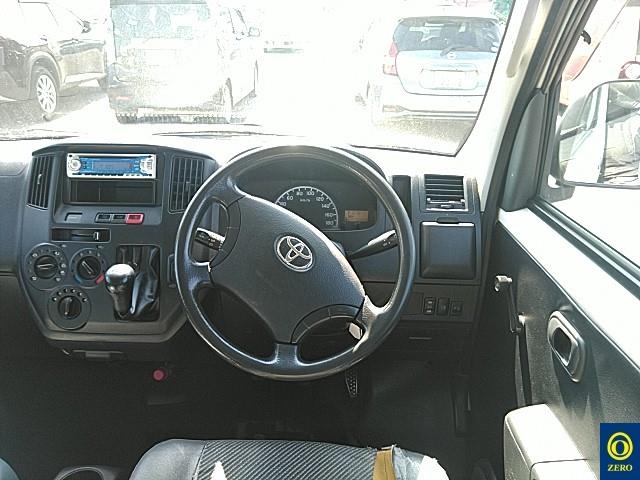 TOYOTA LITE ACE