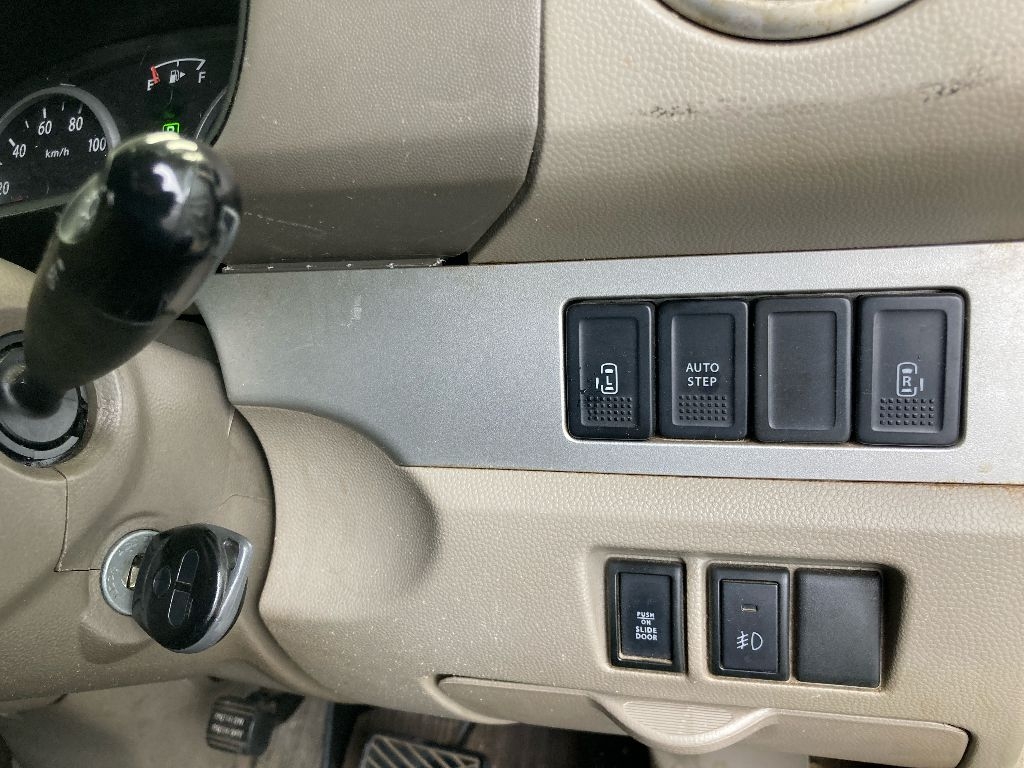 NISSAN NV100 CLIPPER