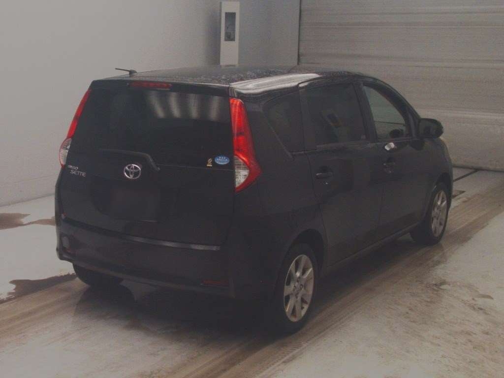 TOYOTA PASSO SETTE