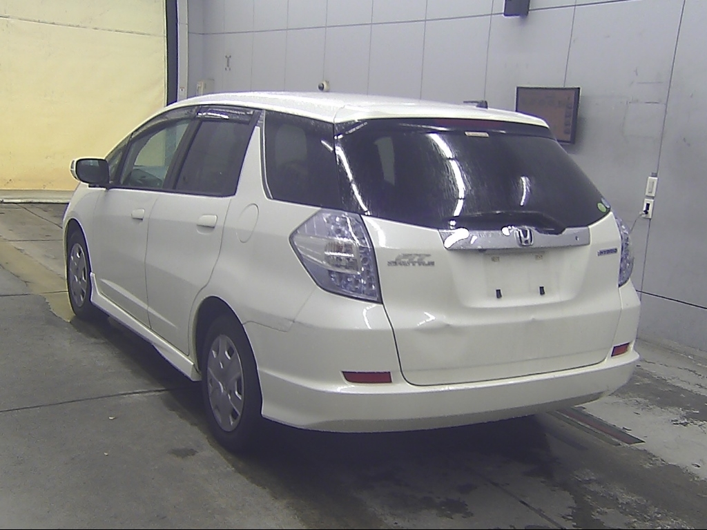 HONDA FIT SHUTTLE