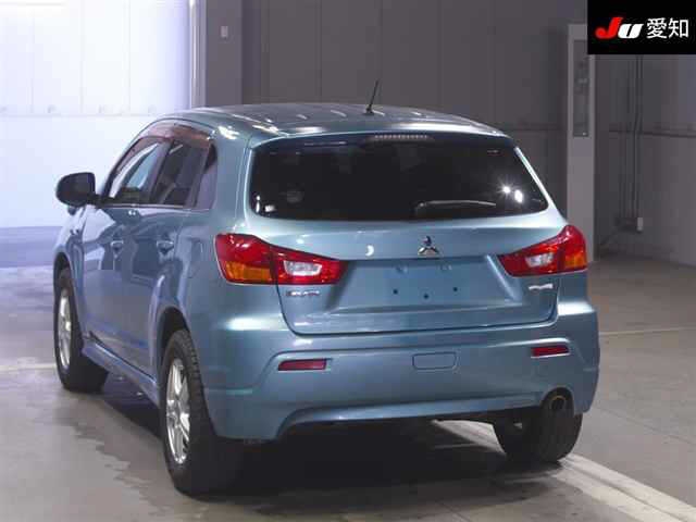 MITSUBISHI RVR