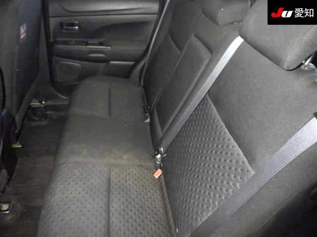 MITSUBISHI RVR