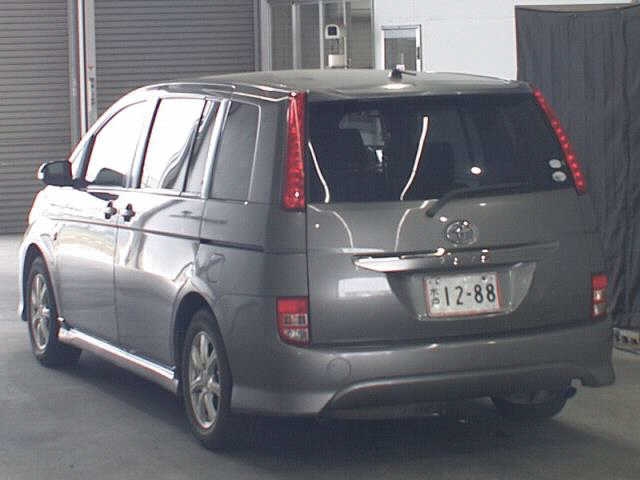 TOYOTA ISIS