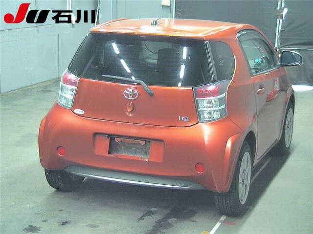 TOYOTA IQ