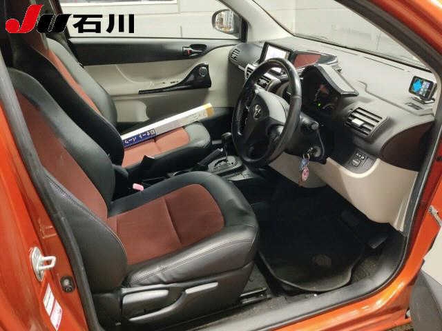 TOYOTA IQ