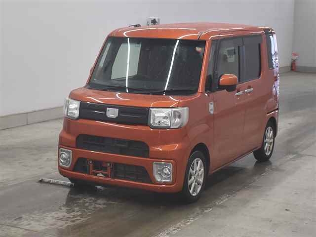 DAIHATSU WAKE