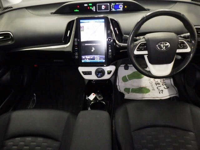 TOYOTA PRIUS PHV