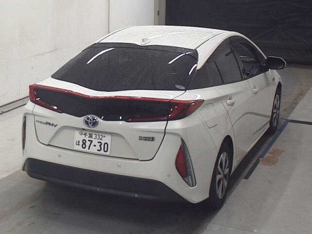 TOYOTA PRIUS PHV
