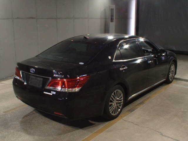 TOYOTA CROWN MAJESTA