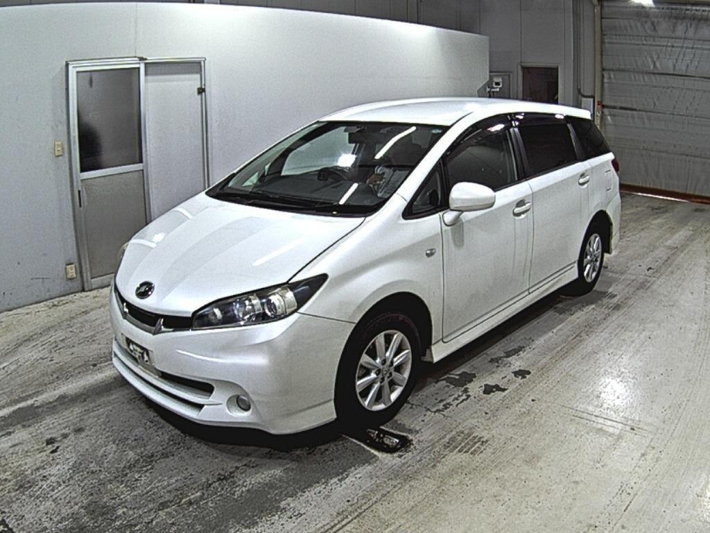 TOYOTA WISH