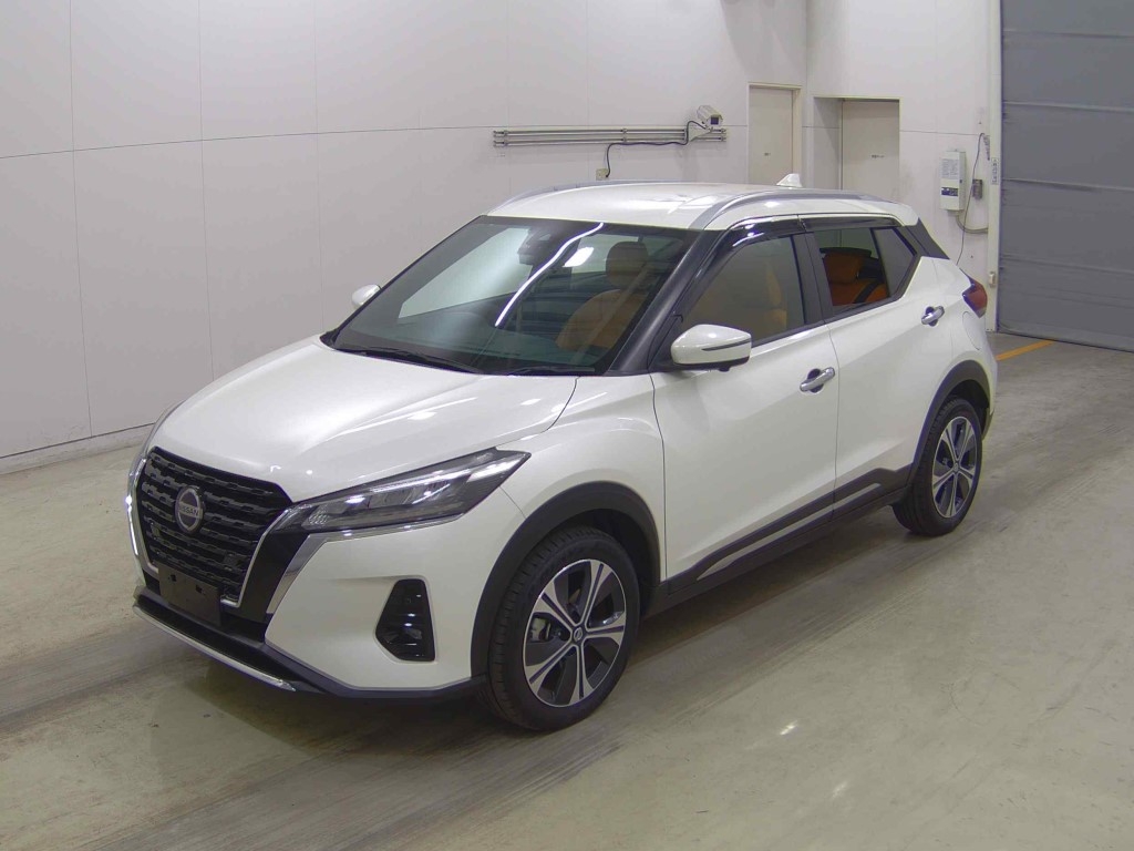 NISSAN KICKS