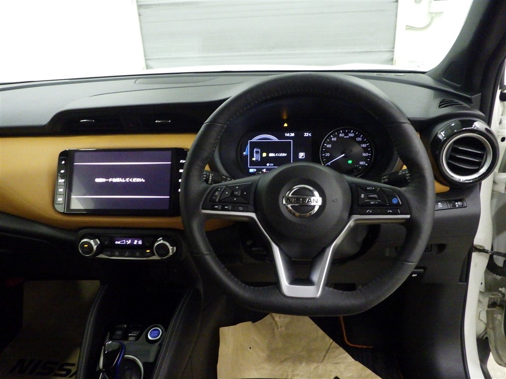 NISSAN KICKS