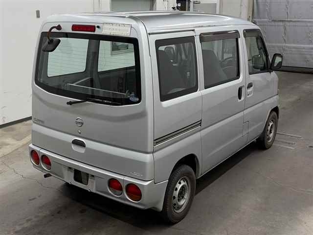 NISSAN CLIPPER