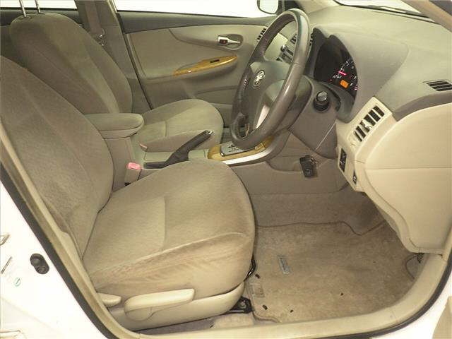 TOYOTA COROLLA AXIO