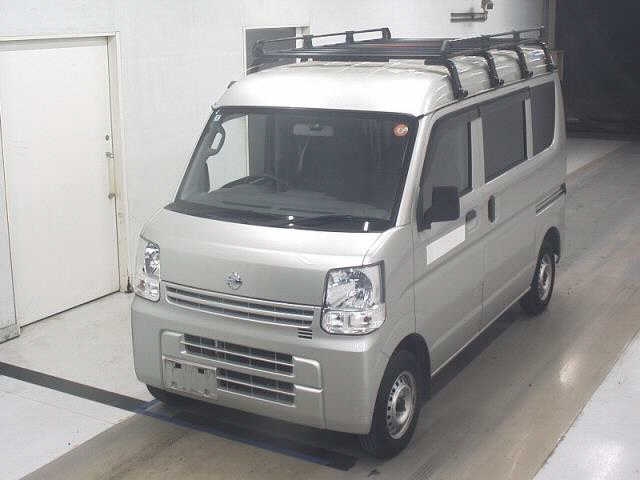 NISSAN NV100 CLIPPER