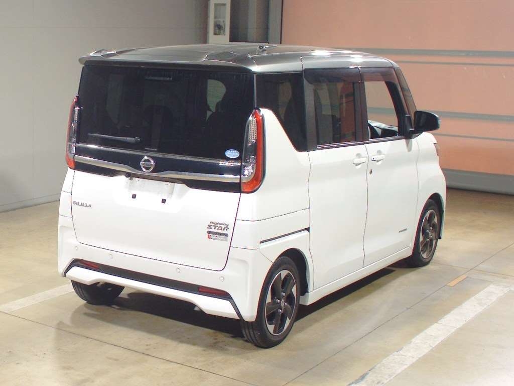 NISSAN ROOX