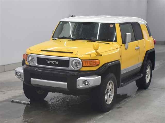 TOYOTA FJ CRUISER