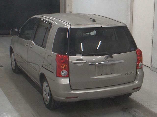 TOYOTA RAUM