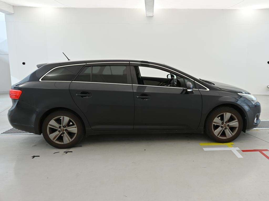 TOYOTA AVENSIS