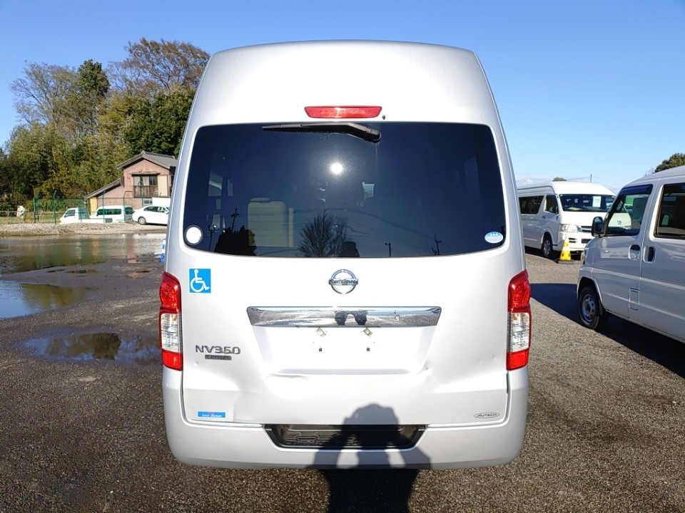 NISSAN NV350 CARAVAN
