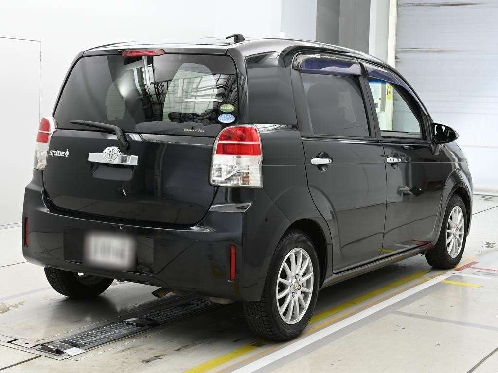 TOYOTA SPADE
