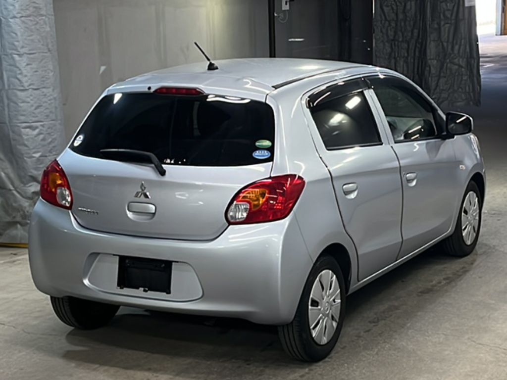 MITSUBISHI MIRAGE