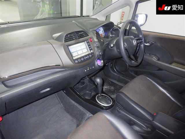 HONDA FIT SHUTTLE