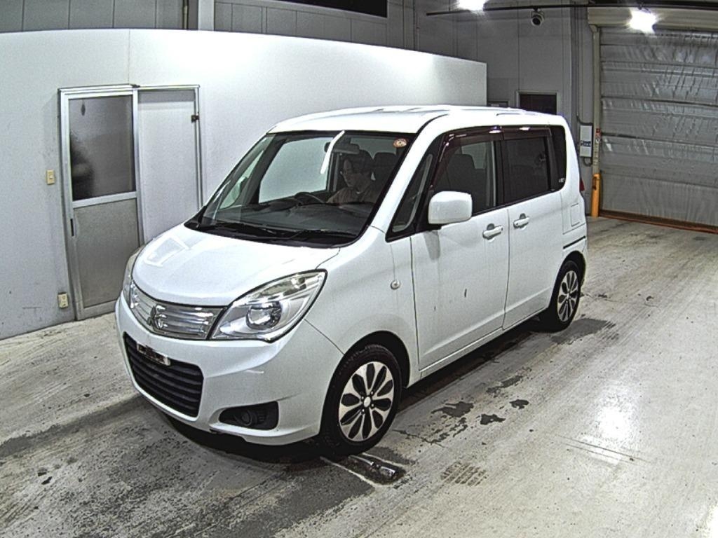 MITSUBISHI DELICA D:2