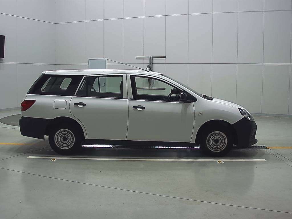 NISSAN AD