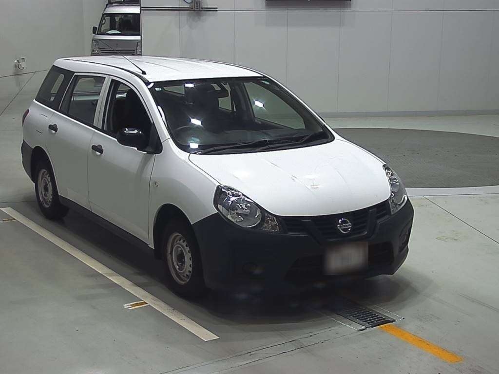 NISSAN AD