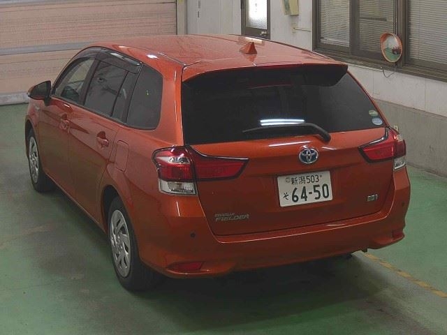 TOYOTA COROLLA FIELDER