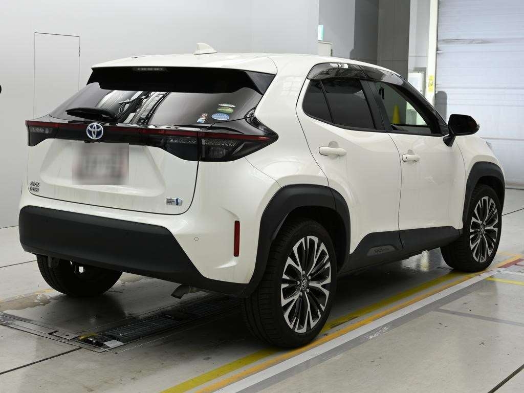 TOYOTA YARIS CROSS
